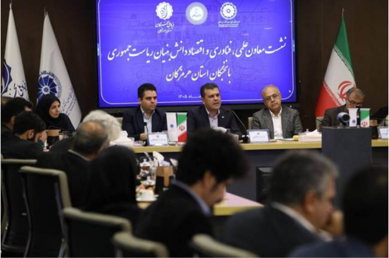 افشین: از فناوری‌ها در زنجیره شیلات کشور استفاده خواهد شد