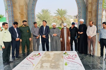 امام جمعه اهل سنت سیراف: هفته دفاع مقدس نماد وحدت و اقتدار ملت است