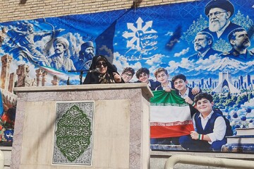رفیعی: دانش‌آموزان می‌توانند پیش‌قراولان مقابله با استکبار باشند