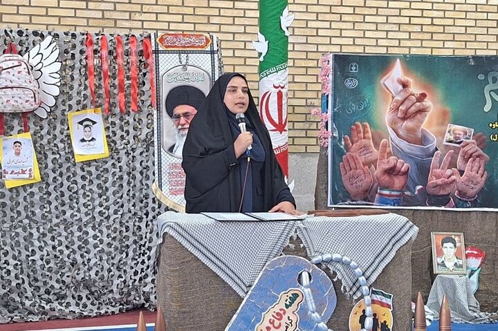 ۲۰ هزار دانشآموز <a href='https://sayeb.ir/tag/%da%af%d9%86%d8%a7%d9%88%d9%87'></div></div></div>گناوه</a>ای راهی کلاسهای درس شدند