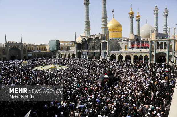 تشییع پیکر آیت‌الله شبیری زنجانی در قم