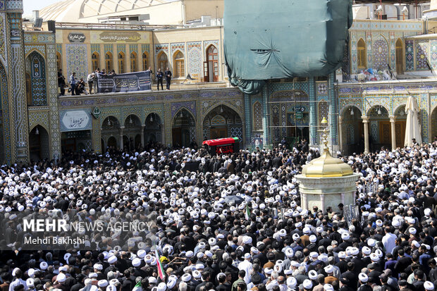 تشییع پیکر آیت‌الله شبیری زنجانی در قم