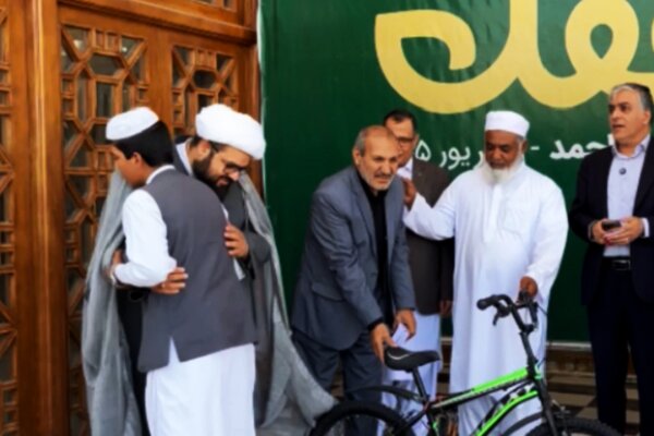 تجلیل از حافظان و قاریان نوجوان فارس و بلوچ برنامه محفل در زاهدان