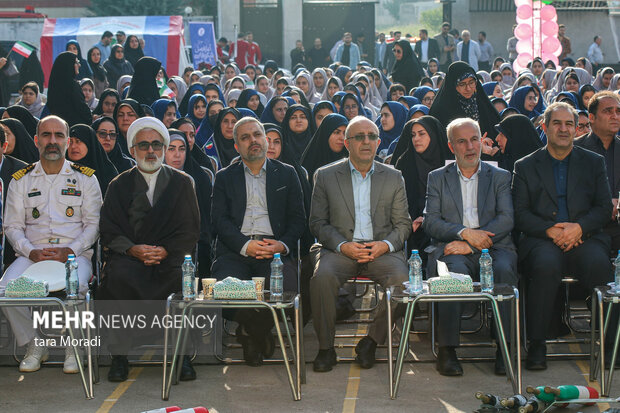 جشن آغاز سال تحصیلی ۱۴۰۵ در رشت
