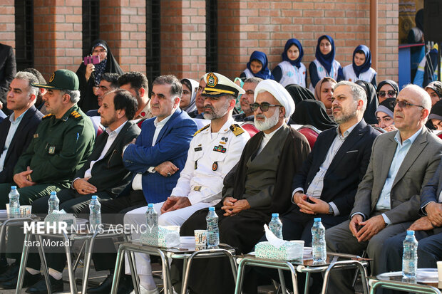 جشن آغاز سال تحصیلی ۱۴۰۵ در رشت