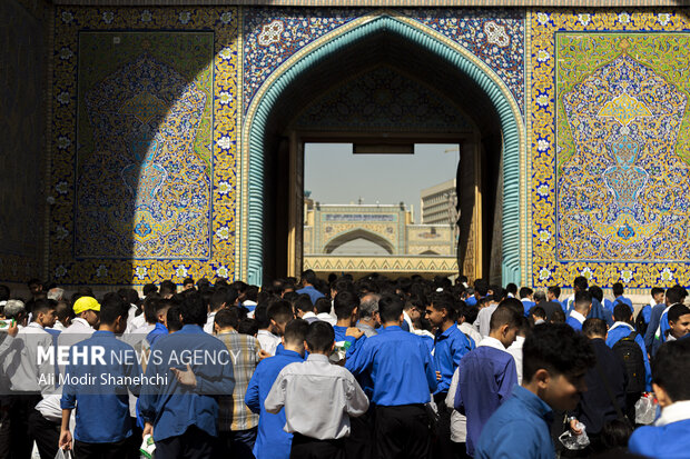 آیین آغاز سال تحصیلی جدید در حرم مطهر رضوی