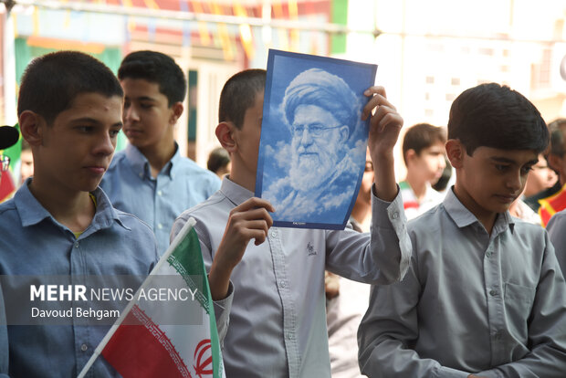 زنگ نماز اول مهر در مدارس <a href='https://sayeb.ir/tag/%d8%ae%d8%b1%d8%a7%d8%b3%d8%a7%d9%86-%d8%b1%d8%b6%d9%88%db%8c'></div>خراسان رضوی</a>