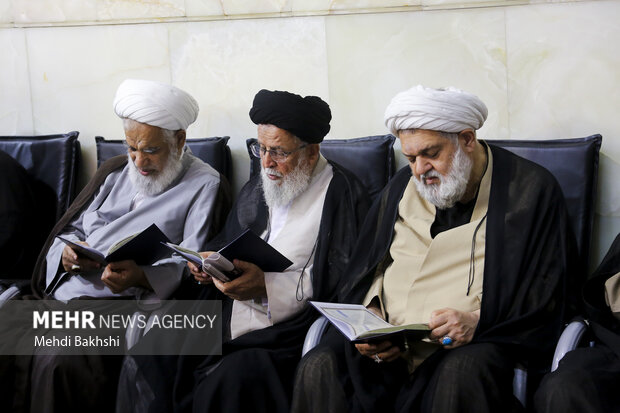 مراسم بزرگداشت آیت‌الله شبیری زنجانی در <a href='https://sayeb.ir/tag/%d9%82%d9%85'></div>قم</a>