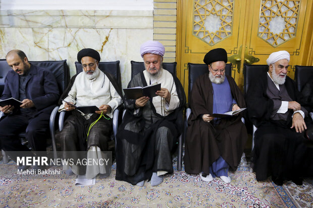 مراسم بزرگداشت آیتالله شبیری زنجانی در <a href='https://sayeb.ir/tag/%d9%82%d9%85'></div>قم</a>