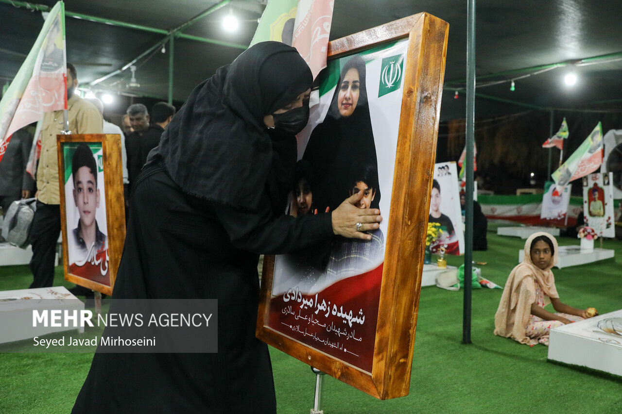 Minab schoolchildren send message to US students