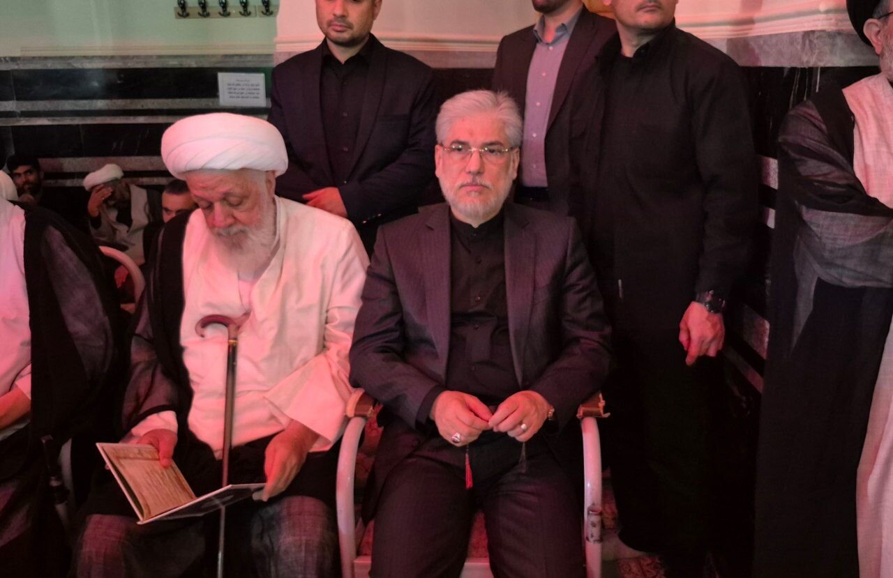 حضور وزیر علوم در مراسم تشییع آیت‌الله شبیری زنجانی