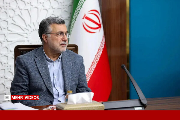 وزیر بهداشت: آینده ایران با همت دانشآموزان رقم میخورد وزیر بهداشت: آینده ایران با همت دانشآموزان رقم میخورد