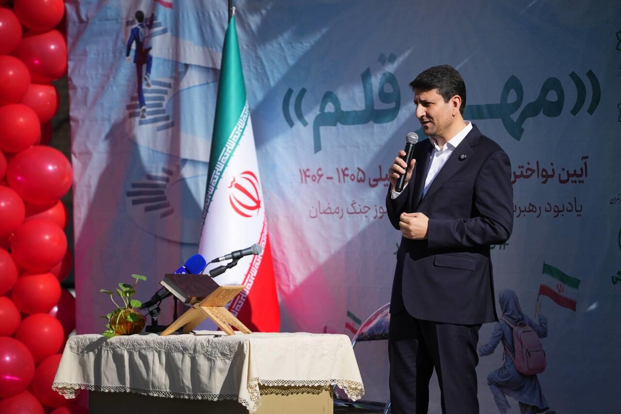 موفقیت در برابر ابرقدرتهای جهانی حاصل امید و خودباوری است موفقیت در برابر ابرقدرتهای جهانی حاصل امید و خودباوری است
