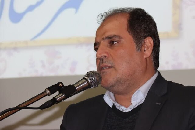 دانش‌آموزان با کسب دانش آینده سربلندی ایران را رقم می‌زنند