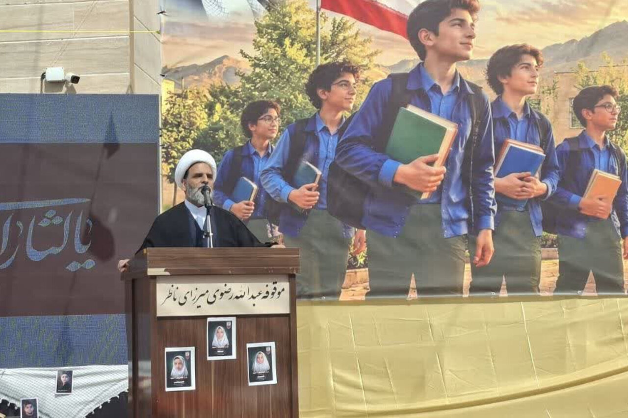 مدارس موقوفه باید در مسیر دانش و تقوا حرکت کنند مدارس موقوفه باید در مسیر دانش و تقوا حرکت کنند