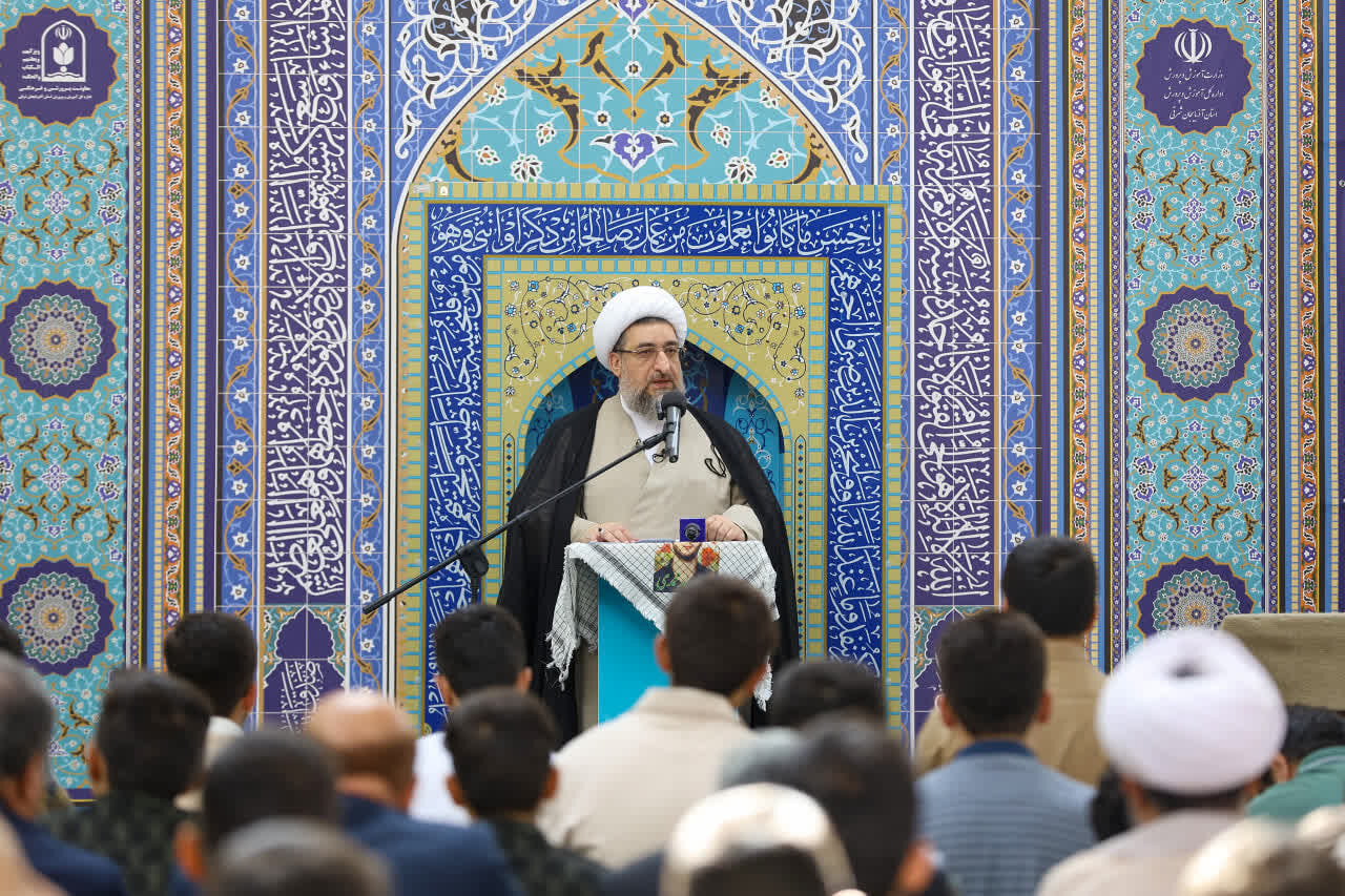 امام جمعه تبریز: بمب اتمی ایران جوانان، علم و فرهنگ این سرزمین است