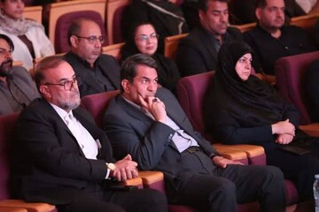 استاندار کرمان: جنگل قائم، دستاوردی بزرگ با مشارکت مردمی است