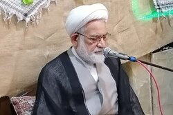 منتظری: جنگ تحمیلی پایان یافت، اما دشمنی با ایران ادامه دارد
