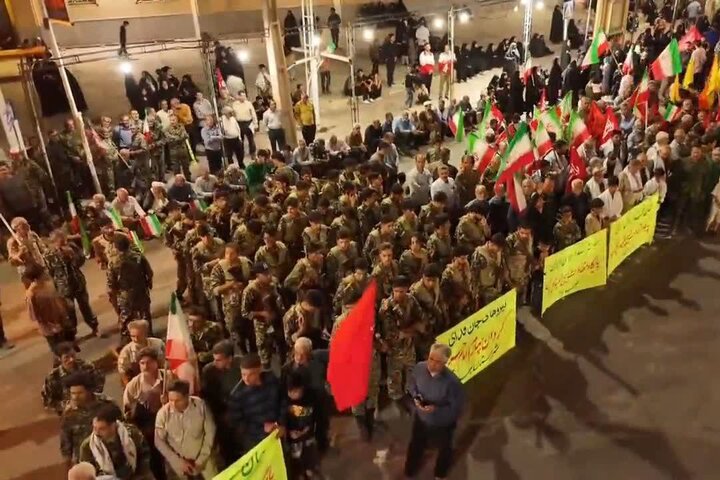رزمایش «جانفدا» در بهاباد؛ حماسه دفاع مقدس از میدان تا خیابان رزمایش «جانفدا» در بهاباد؛ حماسه دفاع مقدس از میدان تا خیابان