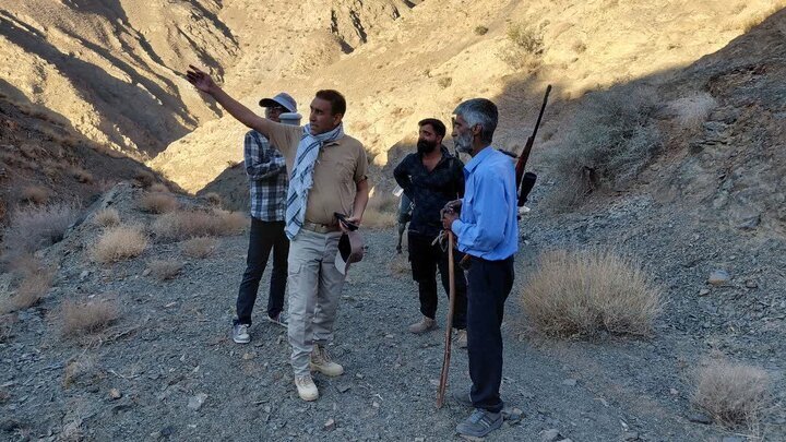 ساکنان کوه جفتان شهداد هیچ راه دسترسی ندارند!