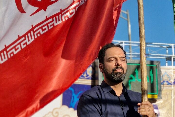 شاعران در روز پرچم برای ایران شعر خواندند