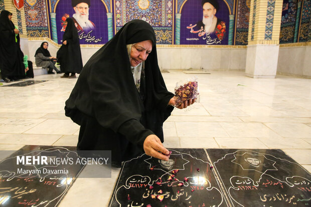 گلباران مزار شهدای دفاع مقدس در بجنورد