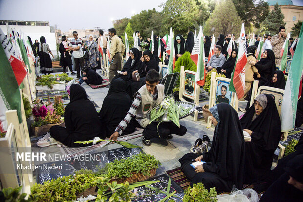 آیین «مهمانی لاله‌ها» در اصفهان