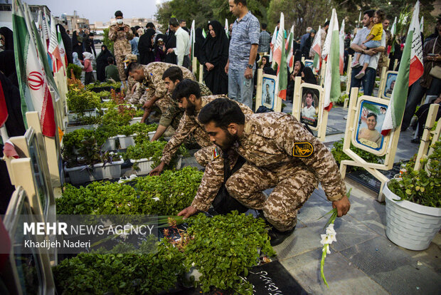 آیین «مهمانی لاله‌ها» در اصفهان