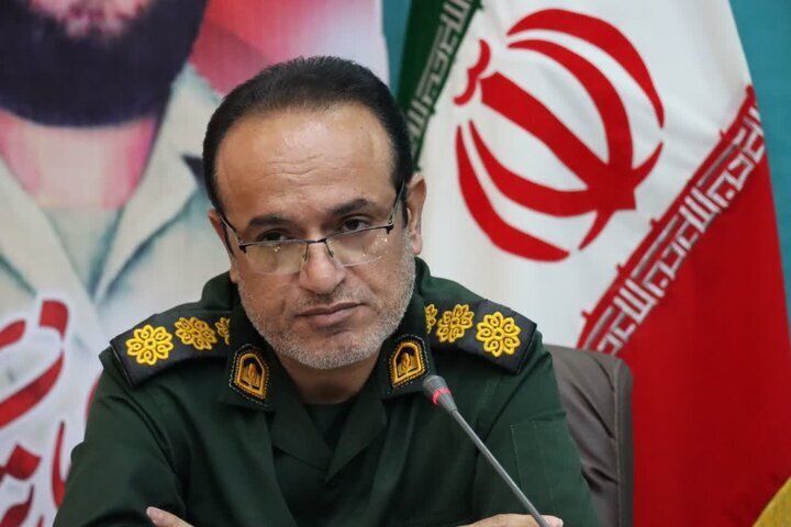 فرهنگ مقاومت و ایستادگی در برابر دشمن از میراث امامین انقلاب است