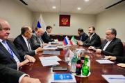 Araghchi holds a series of talks in NY on regional security, Hormuz and Iran-EU ties
