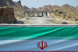 افتتاح پل‌های آسیب دیده هرمزگان در حمله آمریکا