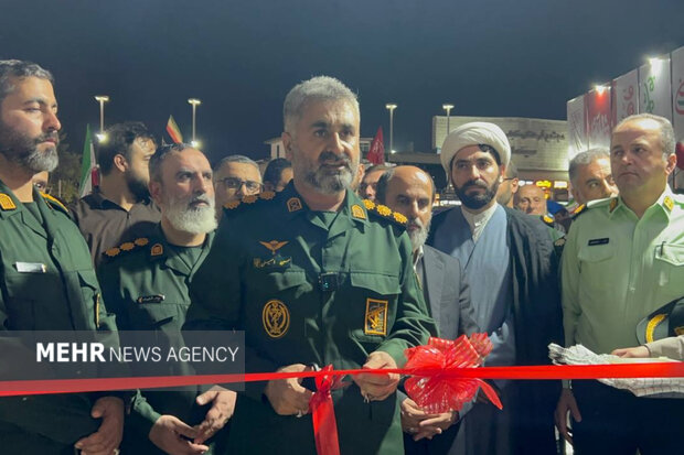 نمایشگاه «اسوه بسیج» در میدان شهدای ذهاب رشت برپا شد