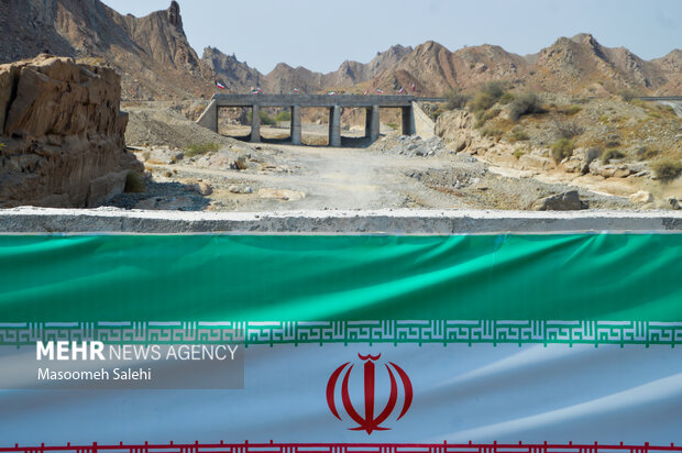 افتتاح پل‌های آسیب دیده هرمزگان در حمله آمریکا