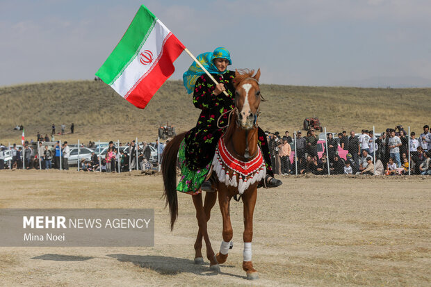 جشنواره فرهنگی ورزشی جام <a href='https://sayeb.ir/tag/%d8%b3%d8%aa%d8%a7%d8%b1%d8%ae%d8%a7%d9%86'></div>ستارخان</a> در ورزقان