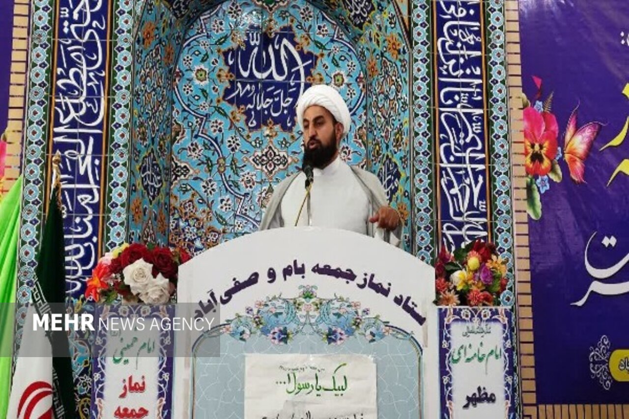 علیزاده: تزلزل مدیریتی به توسعه بام و صفی‌آباد ضربه زده است