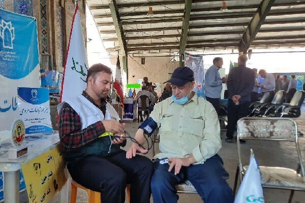 میز ارتباطات مردمی دانشگاه علوم پزشکی کرمانشاه برپا شد