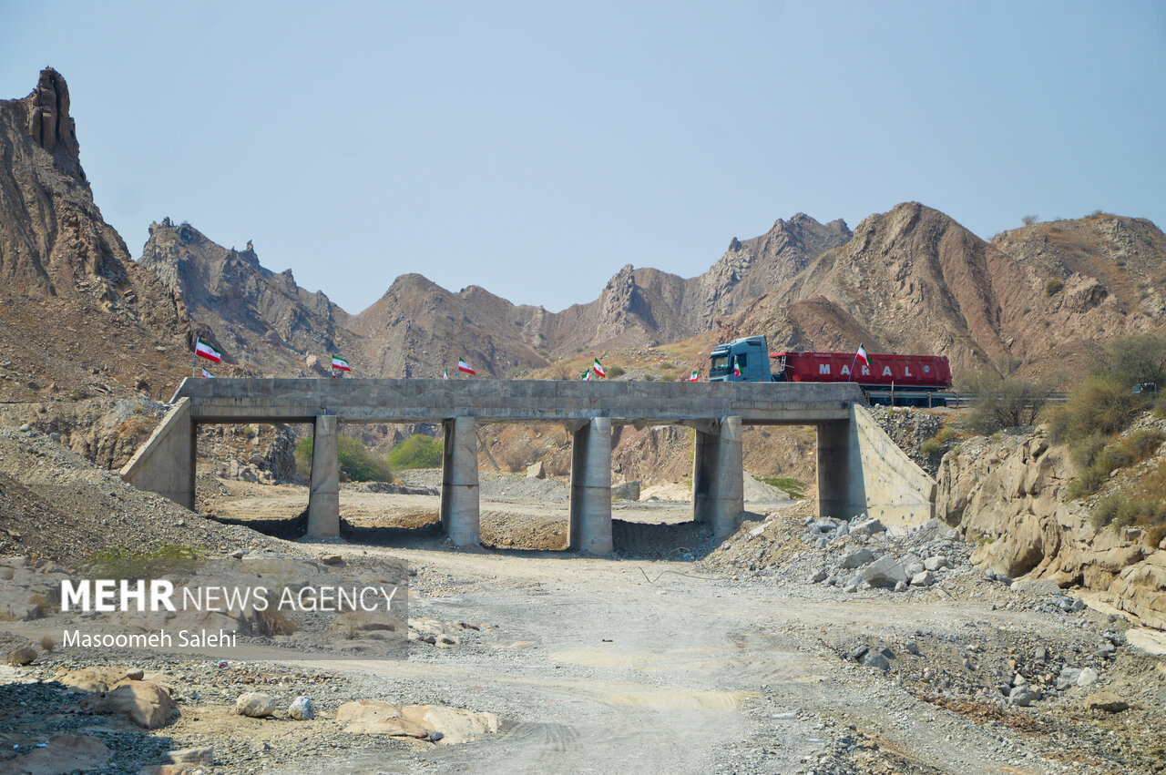 پیشرفت ۸۵ درصدی بازسازی پل شور بندرعباس