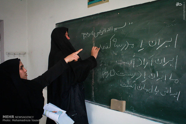 گسترش سوادآموزی در جامعه عشایری بوشهر با همکاری آموزش‌وپرورش