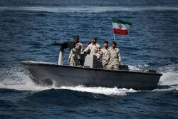 هێزی دەریایی سپای پاسداران: کۆپاپۆڕەکانی ئەمریکا بۆ لە گەرووی هورمز نزیک نابنەوە؟
