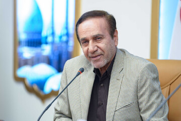 گلریز: بی‌توجهی به ظرفیت هنر در جنگ فرهنگی می تواند آسیب‌زا باشد