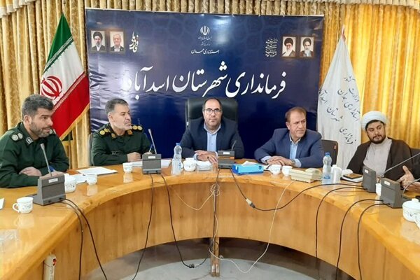تحقق ۷۰ درصدی مصوبات «محلات کرامت» در اسدآباد