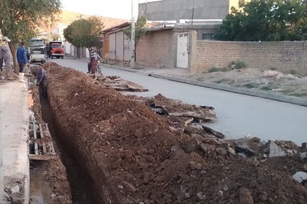اصلاح ۲۵۰ متر از شبکه توزیع آب روستای «وسمق» درگزین
