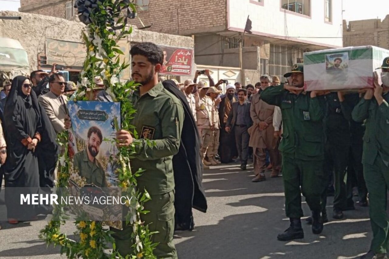 تحلیل خبر: پیکر مطهر شهید «احمد هراتی زراعتی» در هامون تشییع شد | مهر - کد ae83