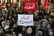 تجمع شبانه مردم سلماس در خونخواهی رهبر شهید در موج ۲۱۲