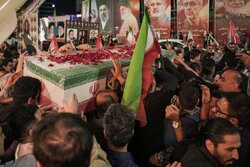 وداع باشکوه مشهدی‌ها با سردار شهید«حسین ظریفی»