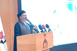 نواب: شهدای منا در میهمانی الهی به مقام شهادت رسیدند
