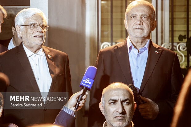 استقبال از بازگشت رییس جمهور از <a href='https://sayeb.ir/tag/%d9%86%db%8c%d9%88%db%8c%d9%88%d8%b1%da%a9'></div>نیویورک</a>