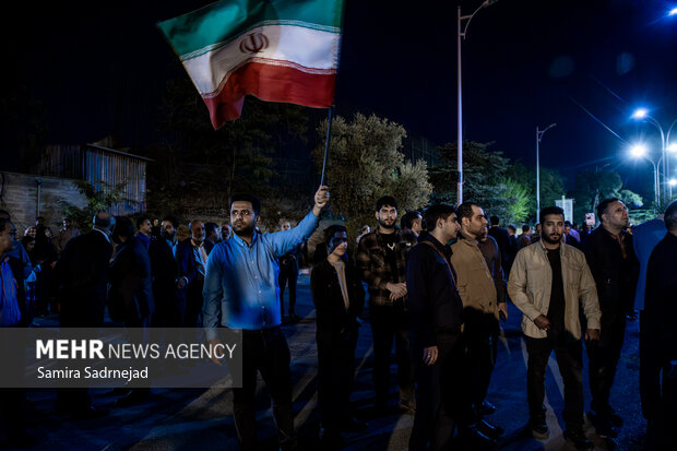 استقبال از رئیس جمهور در بازگشت از نیویورک استقبال از رئیس جمهور در بازگشت از نیویورک