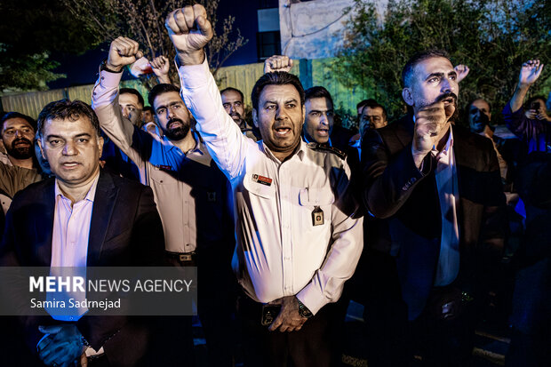 استقبال از  بازگشت رییس جمهور از <a href='https://sayeb.ir/tag/%d9%86%db%8c%d9%88%db%8c%d9%88%d8%b1%da%a9'></div>نیویورک</a>