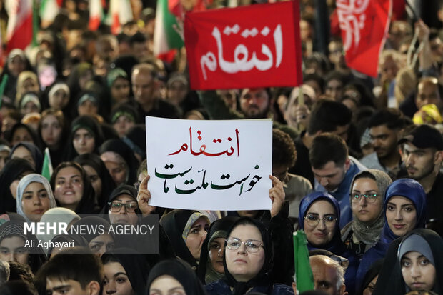 دویستو دهمین تجمع شبانه مردم در <a href='https://sayeb.ir/tag/%d8%a7%d8%b1%d9%88%d9%85%db%8c%d9%87'></div>ارومیه</a>